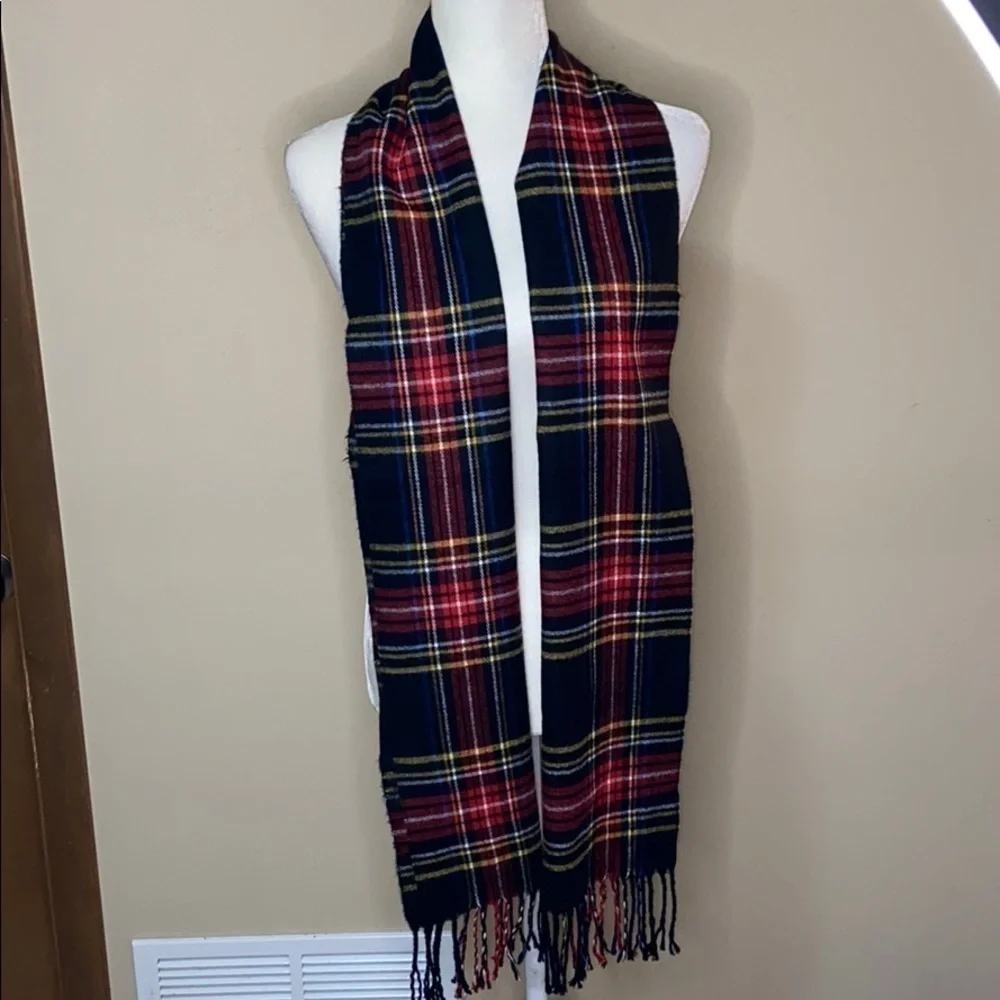 Pierre Cardin plaid Fine Muffler